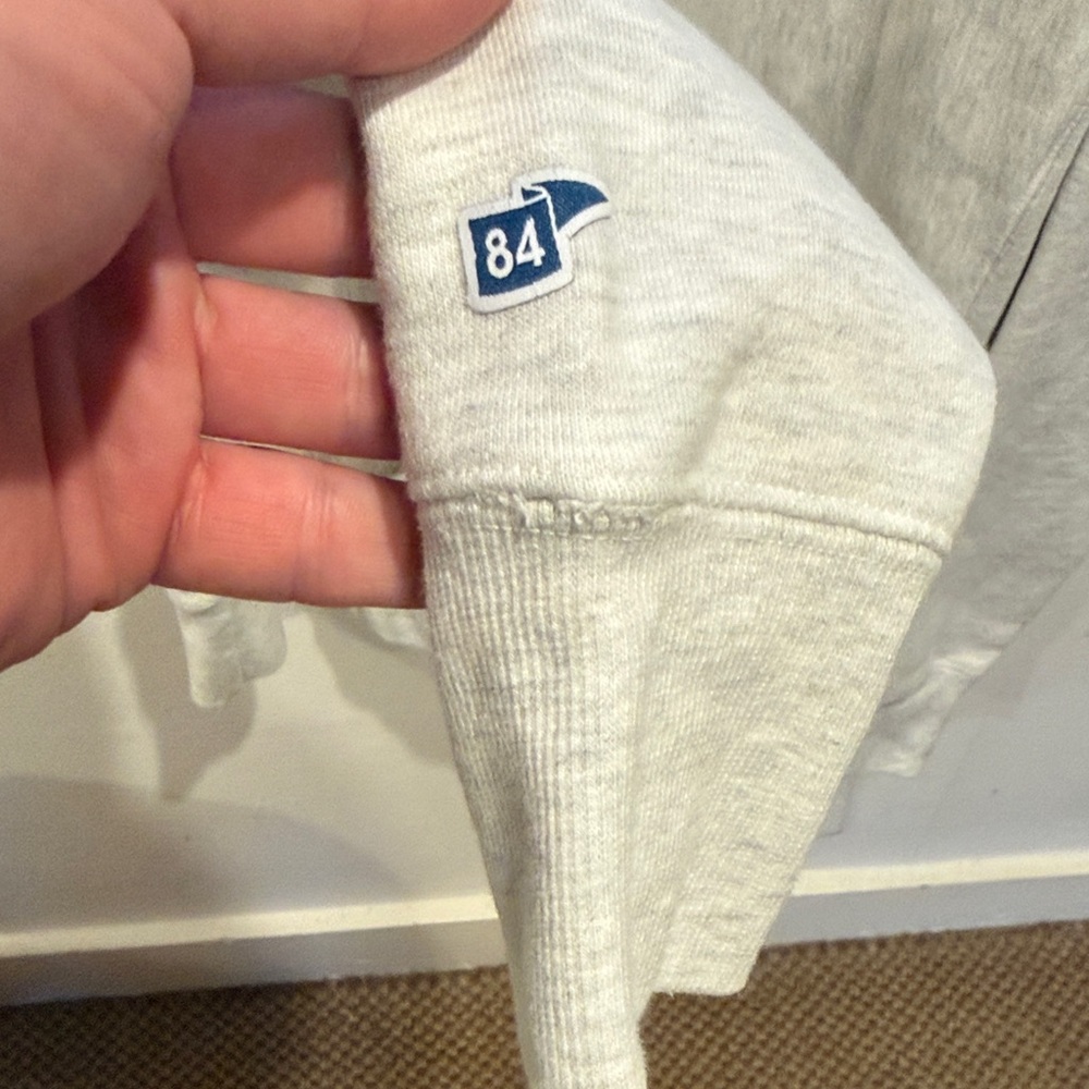 University of Oregon Ducks Blue 84 Light Gray Crewneck Sweater with Green Logo - Picture 6 of 6